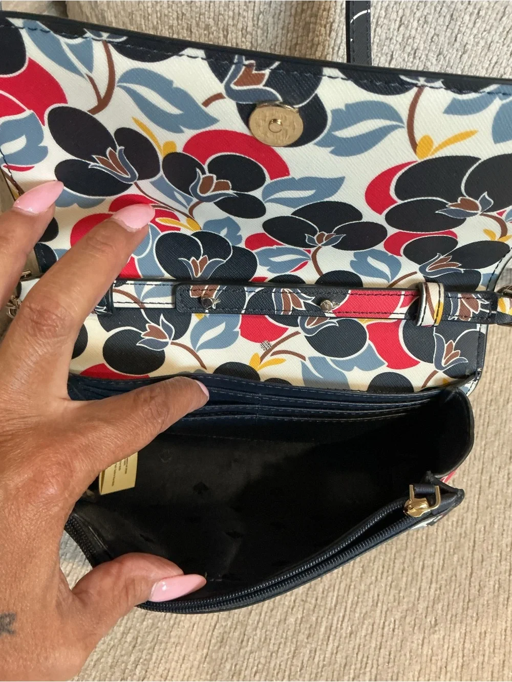 Kate Spade New York Cameron Breezy Floral Convertible Crossbody Wallet